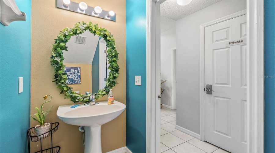 KISSIMMEE, Florida 34747, 7 Bedrooms Bedrooms, ,4 BathroomsBathrooms,Residential,For Sale,LIDO KEY,0,MFRO6302615