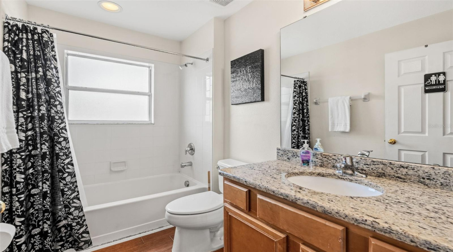 KISSIMMEE, Florida 34747, 7 Bedrooms Bedrooms, ,4 BathroomsBathrooms,Residential,For Sale,LIDO KEY,0,MFRO6302615