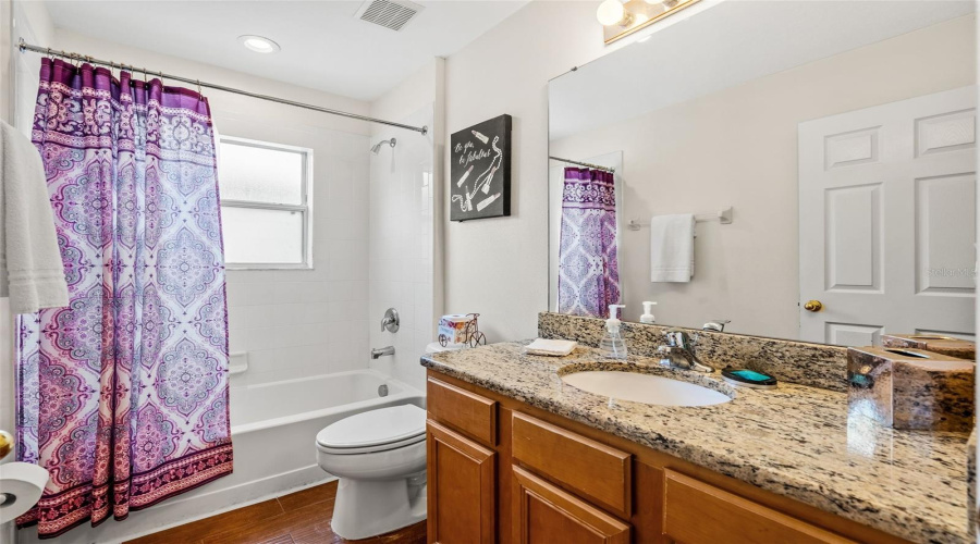 KISSIMMEE, Florida 34747, 7 Bedrooms Bedrooms, ,4 BathroomsBathrooms,Residential,For Sale,LIDO KEY,0,MFRO6302615