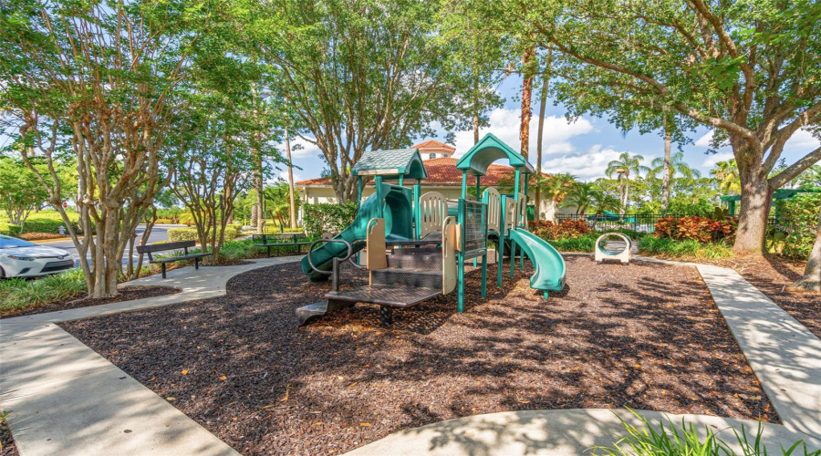 KISSIMMEE, Florida 34747, 7 Bedrooms Bedrooms, ,4 BathroomsBathrooms,Residential,For Sale,LIDO KEY,0,MFRO6302615