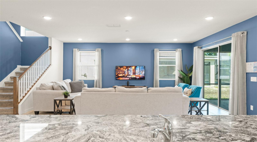 KISSIMMEE, Florida 34747, 6 Bedrooms Bedrooms, ,4 BathroomsBathrooms,Residential,For Sale,TROPICAL PALMS,0,MFRO6302103