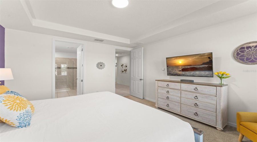 KISSIMMEE, Florida 34747, 6 Bedrooms Bedrooms, ,4 BathroomsBathrooms,Residential,For Sale,TROPICAL PALMS,0,MFRO6302103