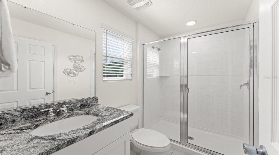KISSIMMEE, Florida 34747, 6 Bedrooms Bedrooms, ,4 BathroomsBathrooms,Residential,For Sale,TROPICAL PALMS,0,MFRO6302103