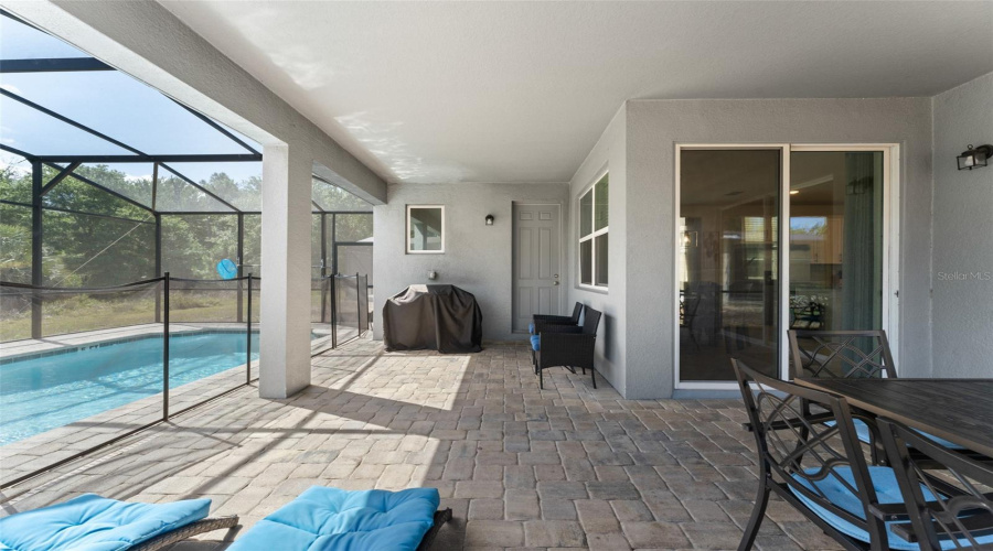 KISSIMMEE, Florida 34747, 6 Bedrooms Bedrooms, ,4 BathroomsBathrooms,Residential,For Sale,TROPICAL PALMS,0,MFRO6302103