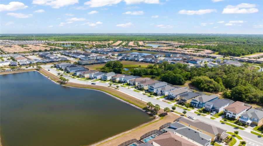 KISSIMMEE, Florida 34747, 6 Bedrooms Bedrooms, ,4 BathroomsBathrooms,Residential,For Sale,TROPICAL PALMS,0,MFRO6302103