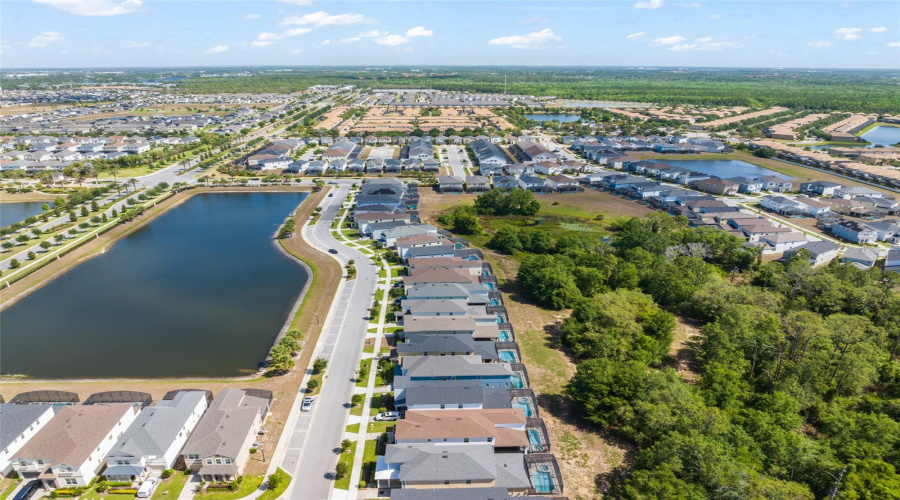 KISSIMMEE, Florida 34747, 6 Bedrooms Bedrooms, ,4 BathroomsBathrooms,Residential,For Sale,TROPICAL PALMS,0,MFRO6302103