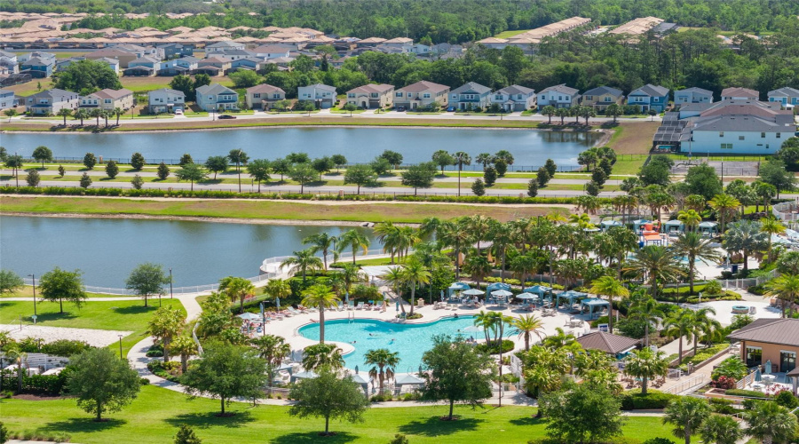 KISSIMMEE, Florida 34747, 6 Bedrooms Bedrooms, ,4 BathroomsBathrooms,Residential,For Sale,TROPICAL PALMS,0,MFRO6302103