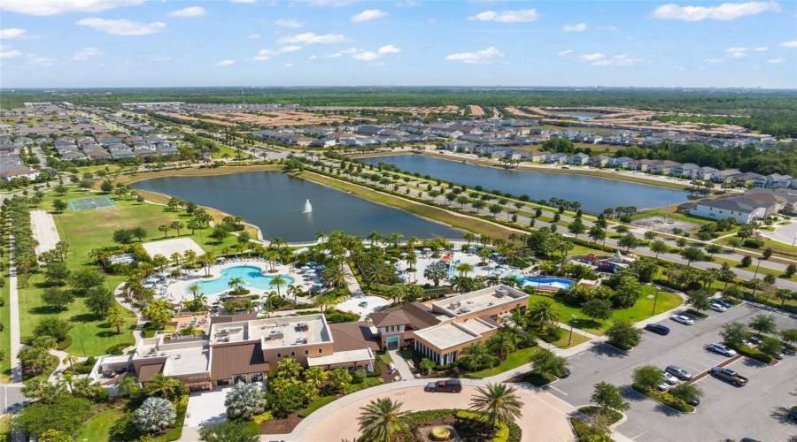 KISSIMMEE, Florida 34747, 6 Bedrooms Bedrooms, ,4 BathroomsBathrooms,Residential,For Sale,TROPICAL PALMS,0,MFRO6302103