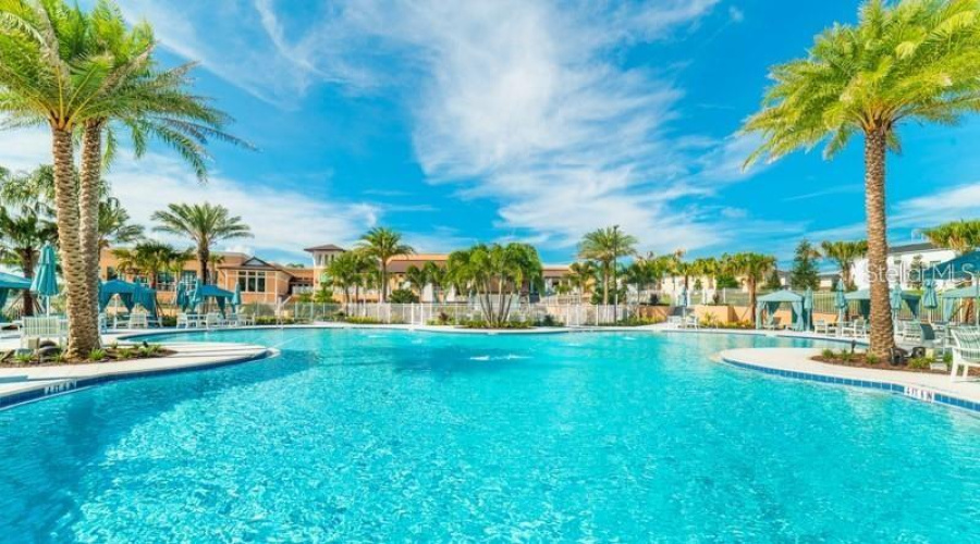 KISSIMMEE, Florida 34747, 6 Bedrooms Bedrooms, ,4 BathroomsBathrooms,Residential,For Sale,TROPICAL PALMS,0,MFRO6302103