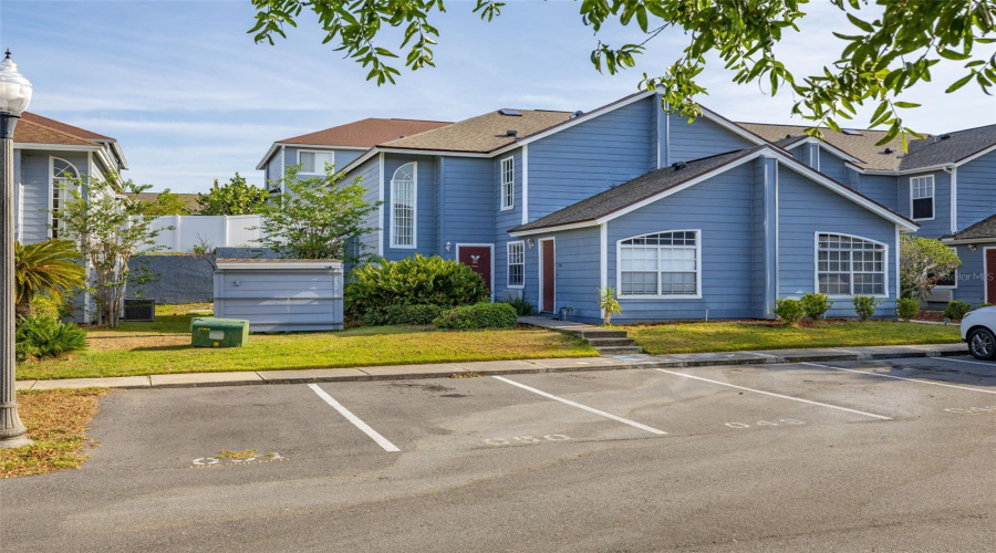 Davenport, Florida 33897, 4 Bedrooms Bedrooms, ,3 Bathroomsbathrooms,Residential,For Sale,Coco Plum,Mfro6303884