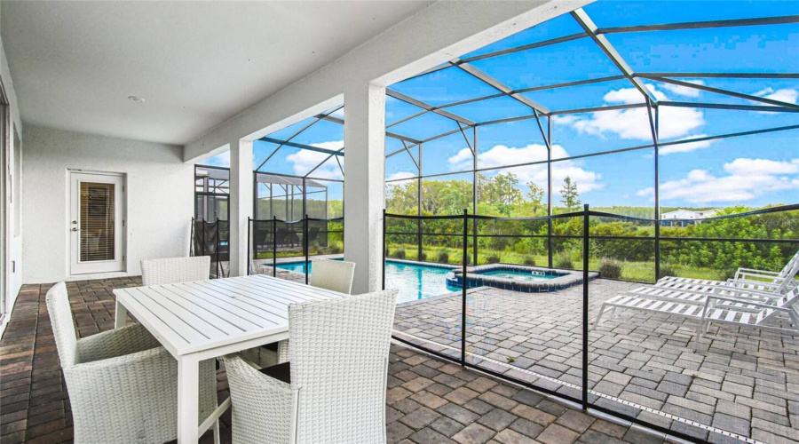 KISSIMMEE, Florida 34746, 6 Bedrooms Bedrooms, ,6 BathroomsBathrooms,Residential,For Sale,SIMILE,0,MFRO6305401