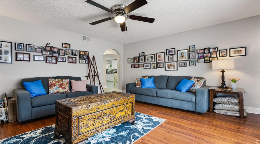 Extra Living Room / Family Room