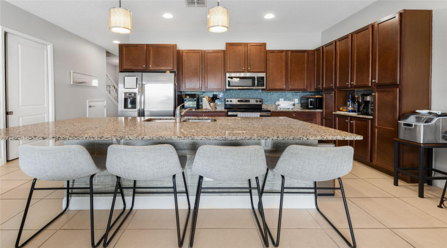 DAVENPORT, Florida 33896, 3 Bedrooms Bedrooms, ,2 BathroomsBathrooms,Residential,For Sale,CAPTIVA,0,MFRO6303081