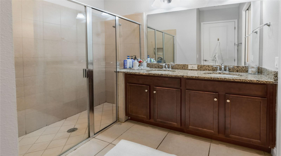 DAVENPORT, Florida 33896, 3 Bedrooms Bedrooms, ,2 BathroomsBathrooms,Residential,For Sale,CAPTIVA,0,MFRO6303081