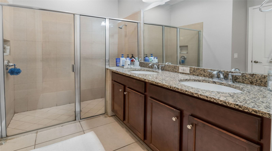 DAVENPORT, Florida 33896, 3 Bedrooms Bedrooms, ,2 BathroomsBathrooms,Residential,For Sale,CAPTIVA,0,MFRO6303081