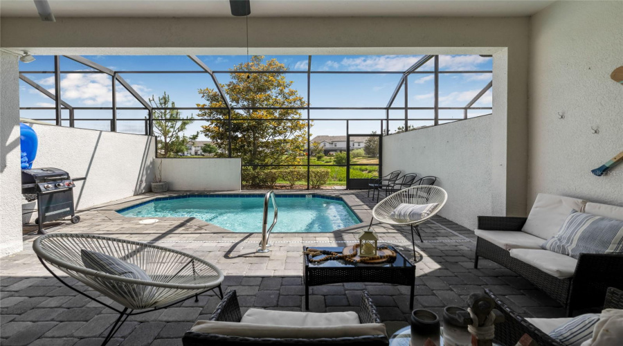 DAVENPORT, Florida 33896, 3 Bedrooms Bedrooms, ,2 BathroomsBathrooms,Residential,For Sale,CAPTIVA,0,MFRO6303081