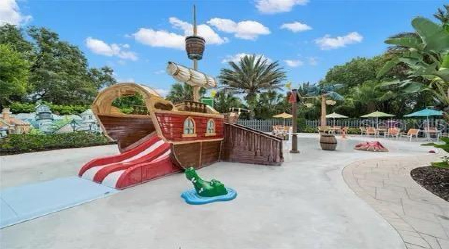 DAVENPORT, Florida 33896, 3 Bedrooms Bedrooms, ,2 BathroomsBathrooms,Residential,For Sale,CAPTIVA,0,MFRO6303081