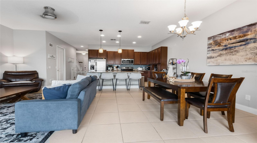 DAVENPORT, Florida 33896, 3 Bedrooms Bedrooms, ,2 BathroomsBathrooms,Residential,For Sale,CAPTIVA,0,MFRO6303081