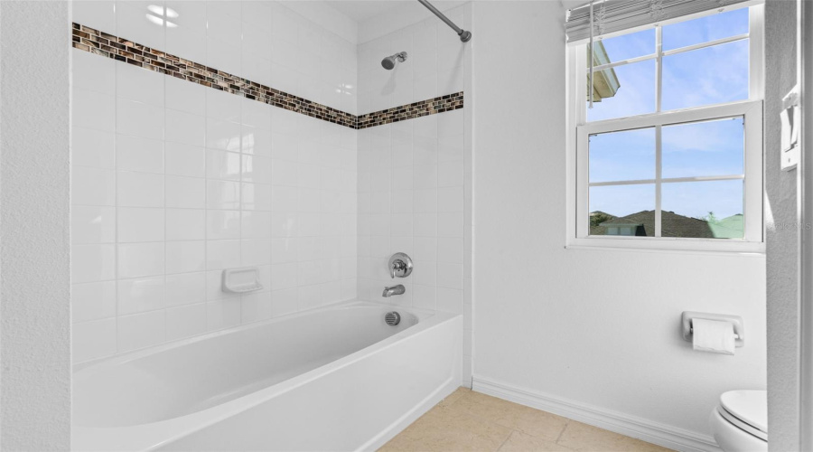DAVENPORT, Florida 33837, 5 Bedrooms Bedrooms, ,3 BathroomsBathrooms,Residential,For Sale,CAMPO,MFRO6303886