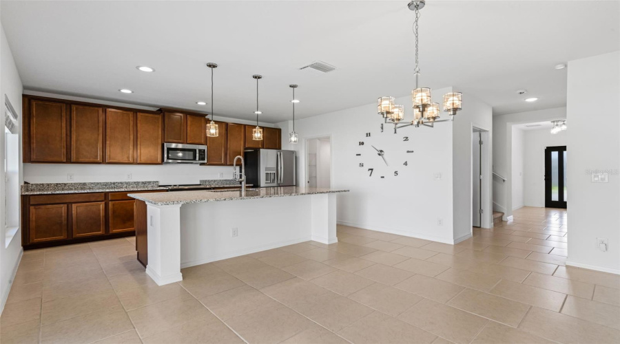 DAVENPORT, Florida 33837, 5 Bedrooms Bedrooms, ,3 BathroomsBathrooms,Residential,For Sale,CAMPO,MFRO6303886