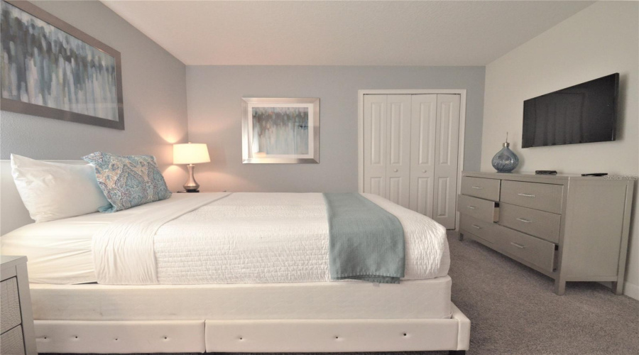 Davenport, Florida 33896, 8 Bedrooms Bedrooms, ,5 Bathroomsbathrooms,Residential,For Sale,Stinger,Mfrs5125541