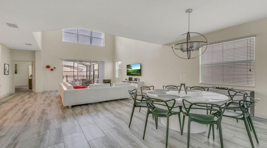 Kissimmee, Florida 34746, 5 Bedrooms Bedrooms, ,5 Bathroomsbathrooms,Residential,For Sale,Kings Castle,Mfro6304817
