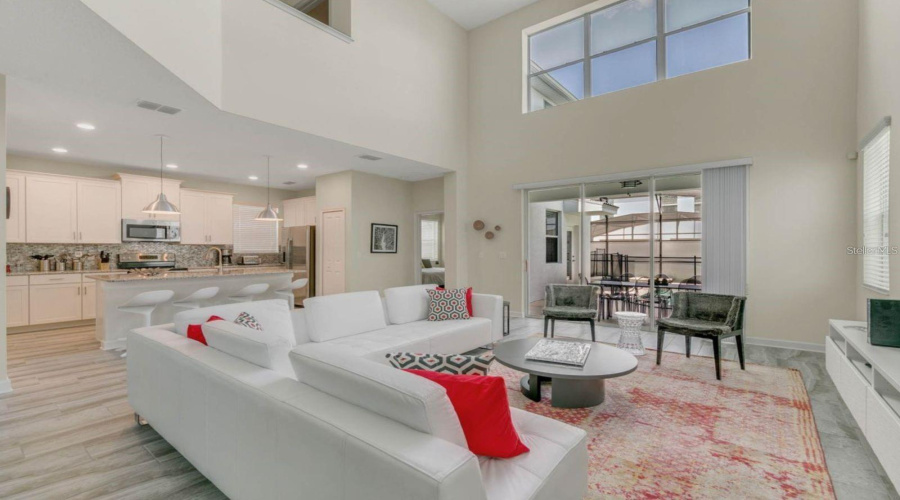 Kissimmee, Florida 34746, 5 Bedrooms Bedrooms, ,5 Bathroomsbathrooms,Residential,For Sale,Kings Castle,Mfro6304817