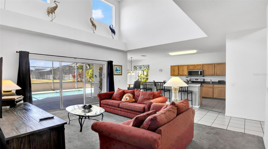 Kissimmee, Florida 34746, 5 Bedrooms Bedrooms, ,4 Bathroomsbathrooms,Residential,For Sale,Cumbrian Lakes,Mfrs5125941