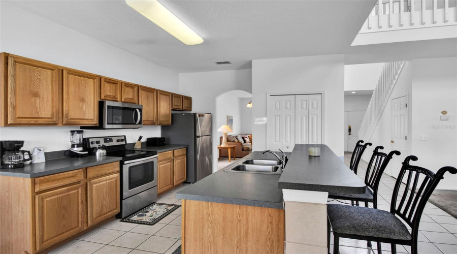 Kissimmee, Florida 34746, 5 Bedrooms Bedrooms, ,4 Bathroomsbathrooms,Residential,For Sale,Cumbrian Lakes,Mfrs5125941