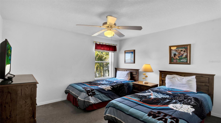 Kissimmee, Florida 34746, 5 Bedrooms Bedrooms, ,4 Bathroomsbathrooms,Residential,For Sale,Cumbrian Lakes,Mfrs5125941