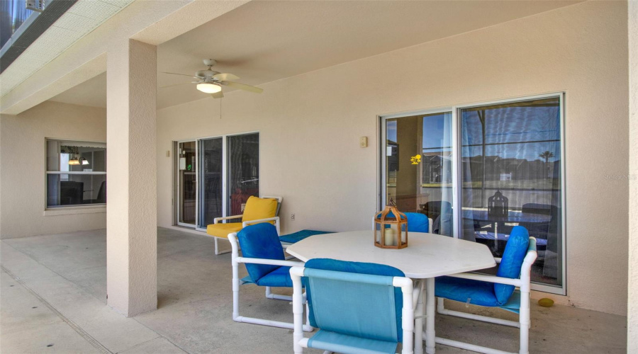 Kissimmee, Florida 34746, 5 Bedrooms Bedrooms, ,4 Bathroomsbathrooms,Residential,For Sale,Cumbrian Lakes,Mfrs5125941