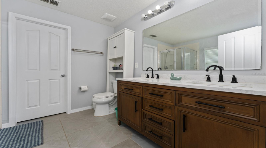 Kissimmee, Florida 34746, 4 Bedrooms Bedrooms, ,2 Bathroomsbathrooms,Residential,For Sale,Angler,Mfrs5126042