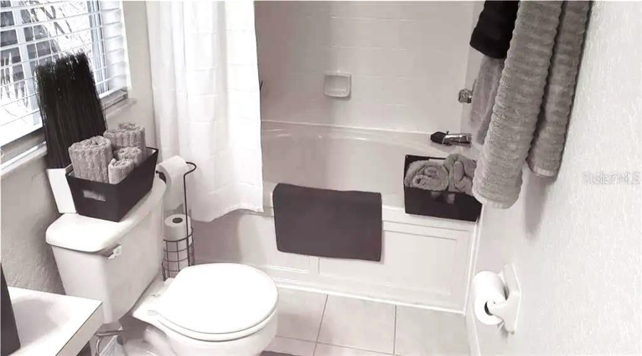 Davenport, Florida 33897, 3 Bedrooms Bedrooms, ,3 Bathroomsbathrooms,Residential,For Sale,Calabria,Mfro6305374