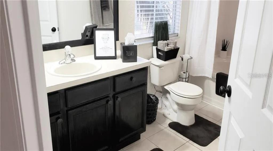 Davenport, Florida 33897, 3 Bedrooms Bedrooms, ,3 Bathroomsbathrooms,Residential,For Sale,Calabria,Mfro6305374
