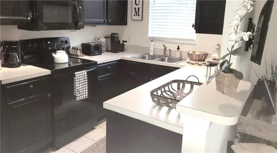 Davenport, Florida 33897, 3 Bedrooms Bedrooms, ,3 Bathroomsbathrooms,Residential,For Sale,Calabria,Mfro6305374