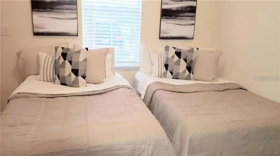 Davenport, Florida 33897, 3 Bedrooms Bedrooms, ,3 Bathroomsbathrooms,Residential,For Sale,Calabria,Mfro6305374
