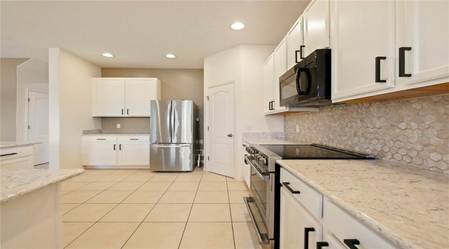 Spacious Kitchen