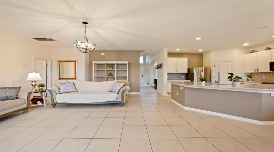 Kissimmee, Florida 34746, 4 Bedrooms Bedrooms, ,3 Bathroomsbathrooms,Residential,For Sale,The Oaks,Mfrs5126074