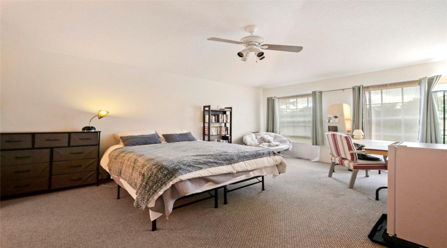 Kissimmee, Florida 34746, 4 Bedrooms Bedrooms, ,3 Bathroomsbathrooms,Residential,For Sale,The Oaks,Mfrs5126074