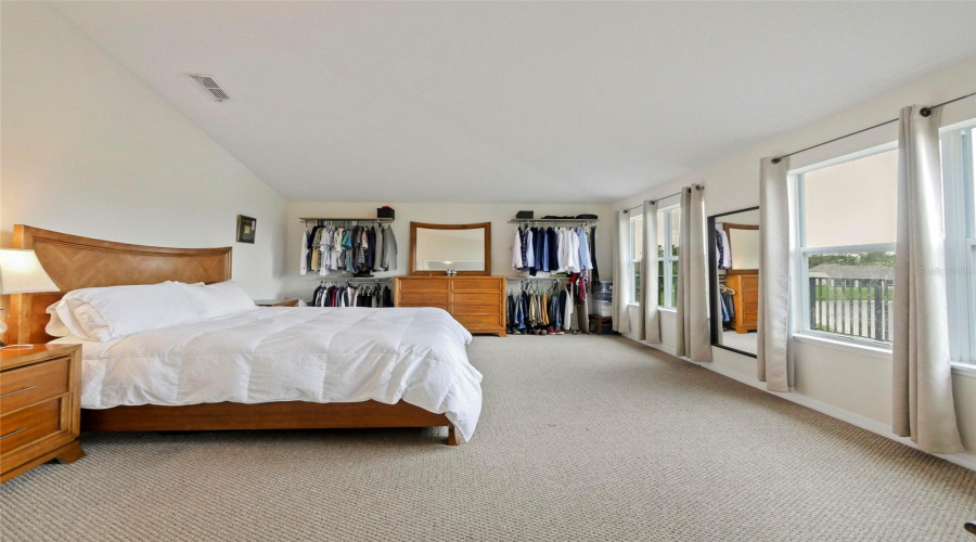 Gorgeous Upstairs 5Th Bonus Room