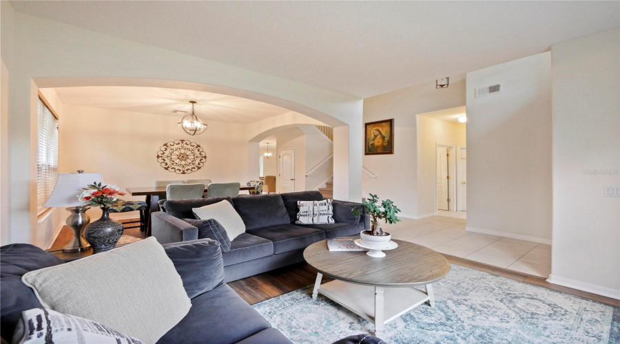 Kissimmee, Florida 34746, 4 Bedrooms Bedrooms, ,3 Bathroomsbathrooms,Residential,For Sale,The Oaks,Mfrs5126074