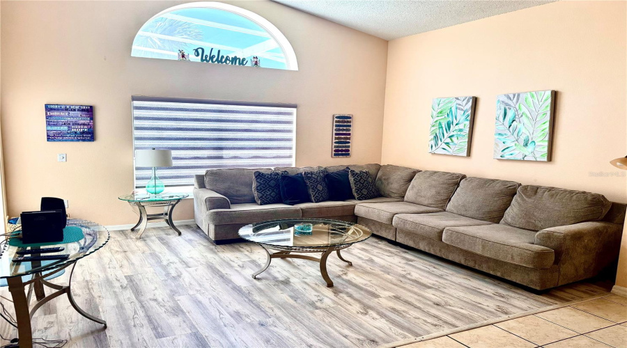 Davenport, Florida 33896, 4 Bedrooms Bedrooms, ,3 Bathroomsbathrooms,Residential,For Sale,Saddle Ridge,Mfrs5126062