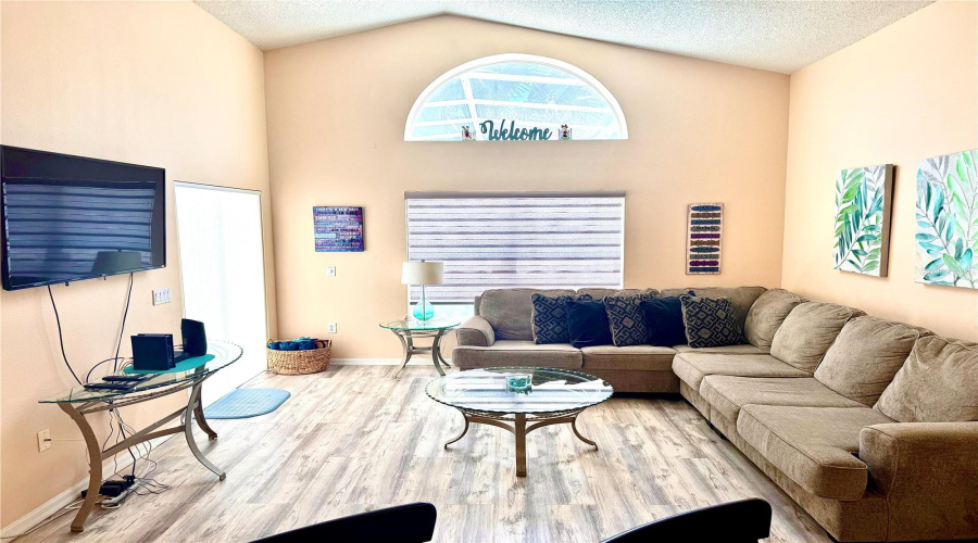 Davenport, Florida 33896, 4 Bedrooms Bedrooms, ,3 Bathroomsbathrooms,Residential,For Sale,Saddle Ridge,Mfrs5126062