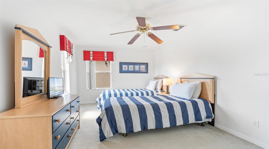 DAVENPORT, Florida 33897, 4 Bedrooms Bedrooms, ,3 BathroomsBathrooms,Residential,For Sale,ALDRIDGE,0,MFRS5126082