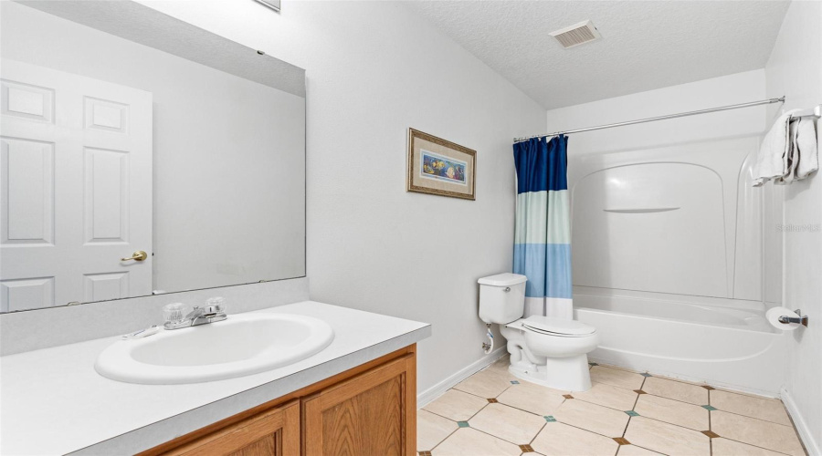 DAVENPORT, Florida 33897, 4 Bedrooms Bedrooms, ,3 BathroomsBathrooms,Residential,For Sale,ALDRIDGE,0,MFRS5126082