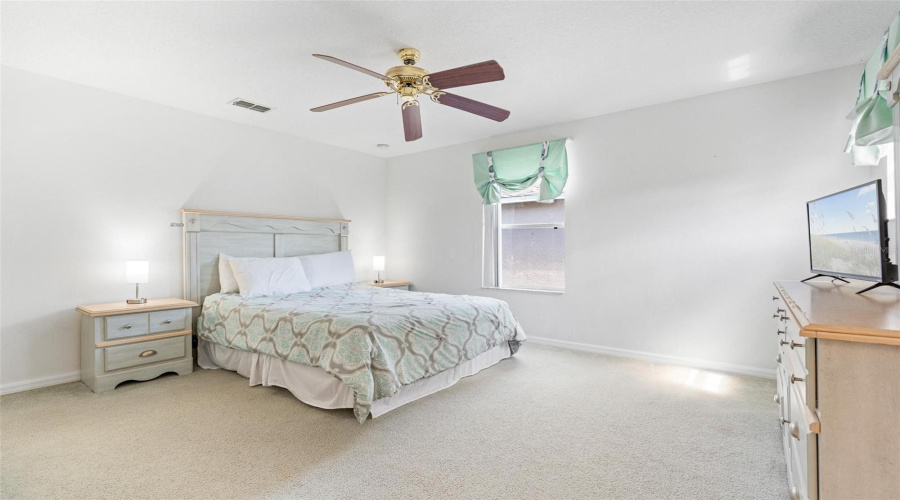 DAVENPORT, Florida 33897, 4 Bedrooms Bedrooms, ,3 BathroomsBathrooms,Residential,For Sale,ALDRIDGE,0,MFRS5126082