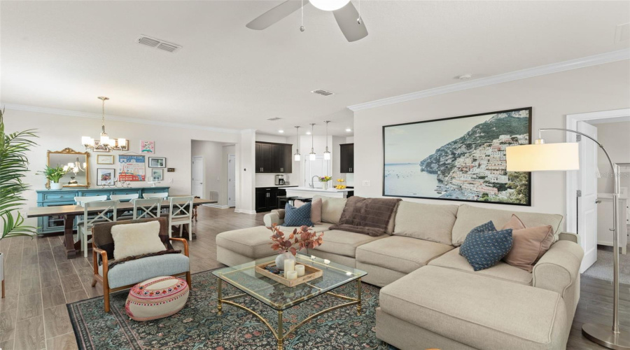 Kissimmee, Florida 34746, 4 Bedrooms Bedrooms, ,3 Bathroomsbathrooms,Residential,For Sale,Storytelling,Mfro6305407