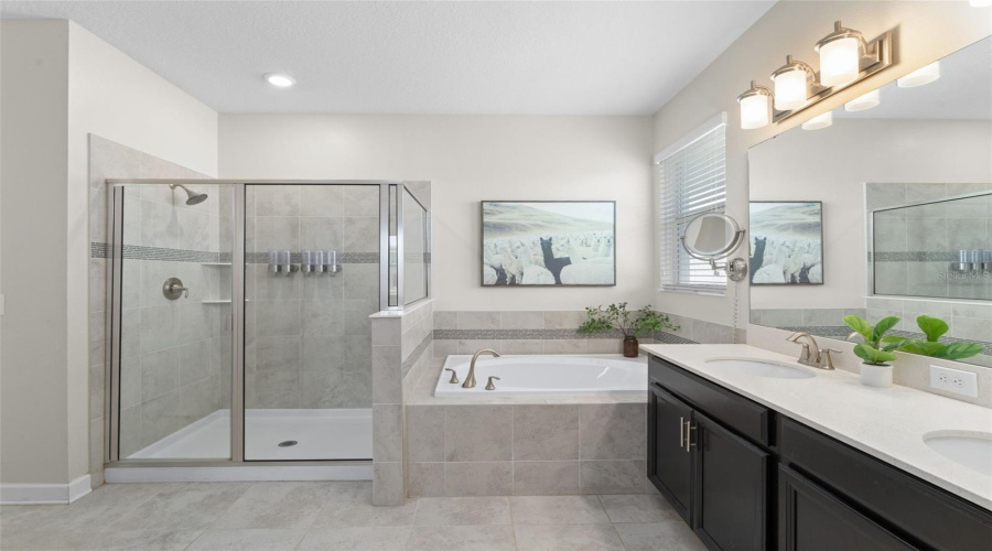 Kissimmee, Florida 34746, 4 Bedrooms Bedrooms, ,3 Bathroomsbathrooms,Residential,For Sale,Storytelling,Mfro6305407