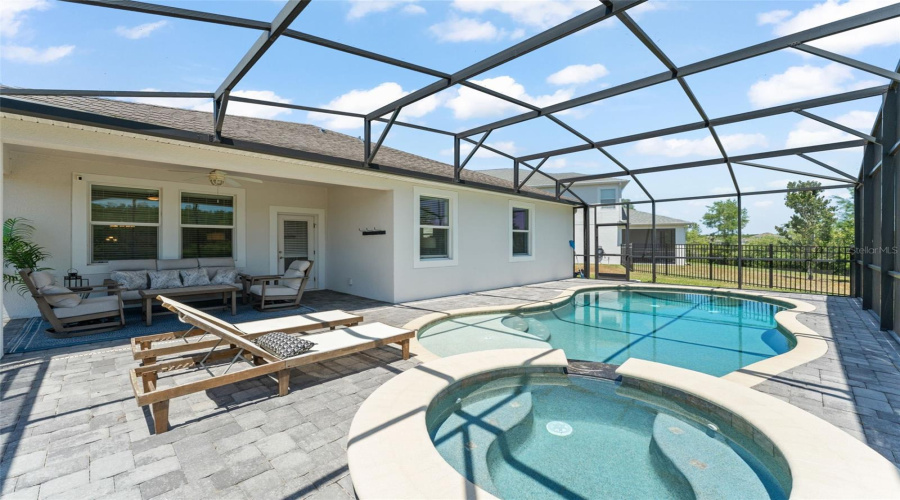 Kissimmee, Florida 34746, 4 Bedrooms Bedrooms, ,3 Bathroomsbathrooms,Residential,For Sale,Storytelling,Mfro6305407