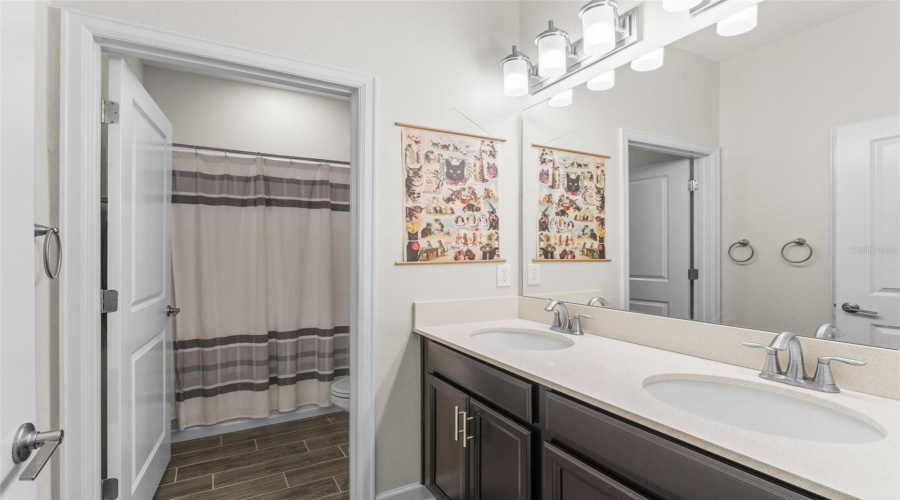 Kissimmee, Florida 34746, 4 Bedrooms Bedrooms, ,3 Bathroomsbathrooms,Residential,For Sale,Storytelling,Mfro6305407